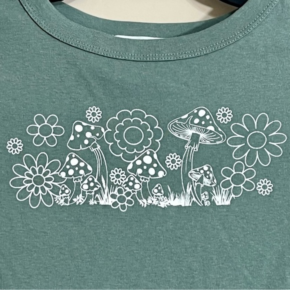 REBELLIOUS ONE Mushroom Groovy Y2K Juniors Crewneck Lettuce Hem Baby Tee Size XS - Picture 3 of 10